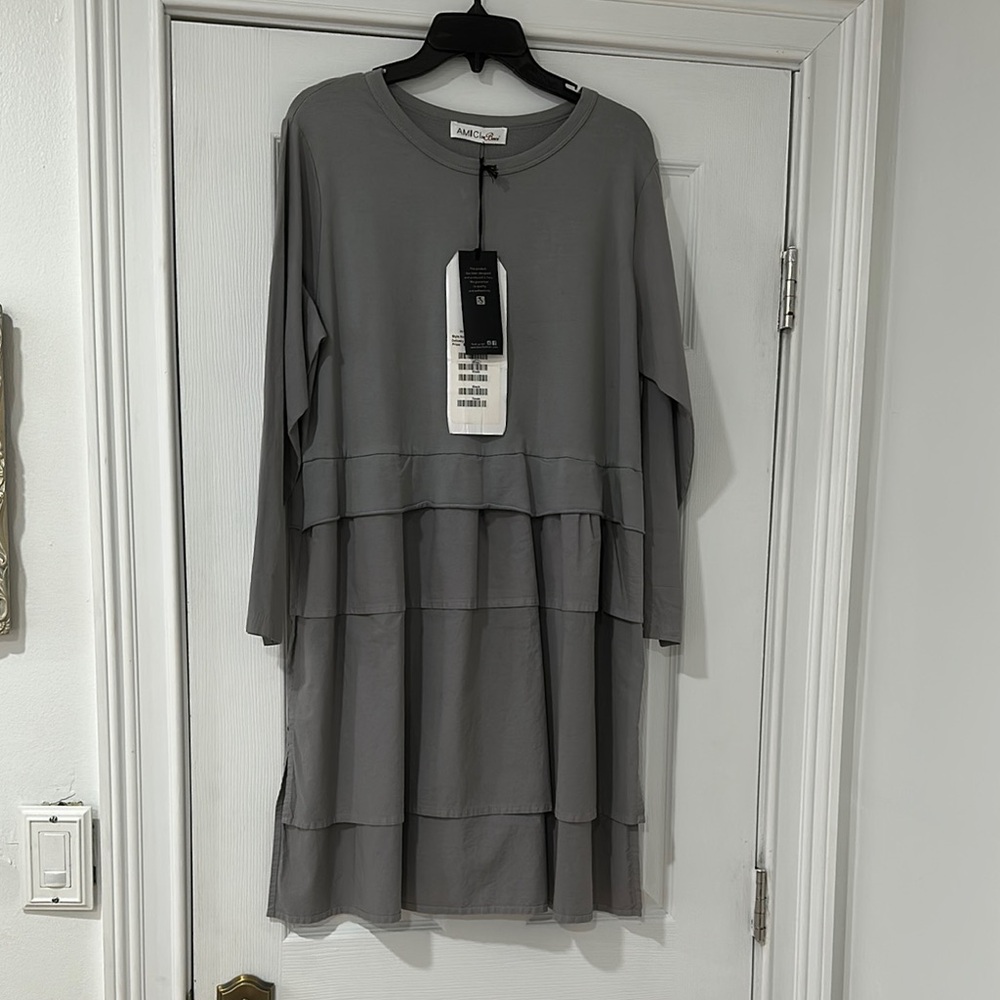 Gray Tiered Long Sleeve Crew Neck Dress